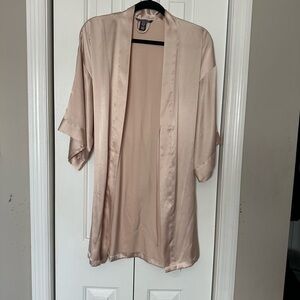 Victoria's Secret Satin Robe in Blush